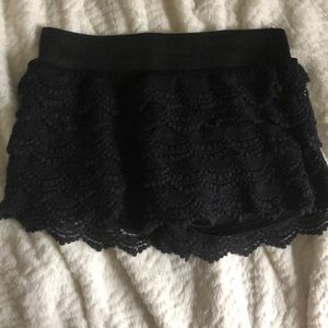 Black Skort